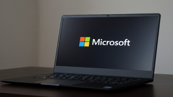 Microsoft, Telefonsuz ve İnternetsiz Windows Etkinleştirme Seçeneğini Kaldırdı