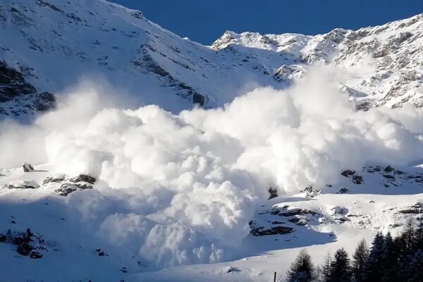Doğu Karadeniz ve Doğu Anadolu İçin 5 Günlük Çığ Uyarısı