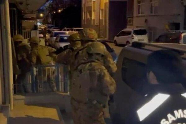 Sosyal Medyada Suç Örgütlerini Öven 325 Kişi Yakalandı