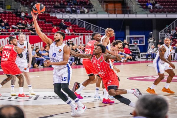 Anadolu Efes EuroLeague’de Üst Üste 7. Kez Kaybetti