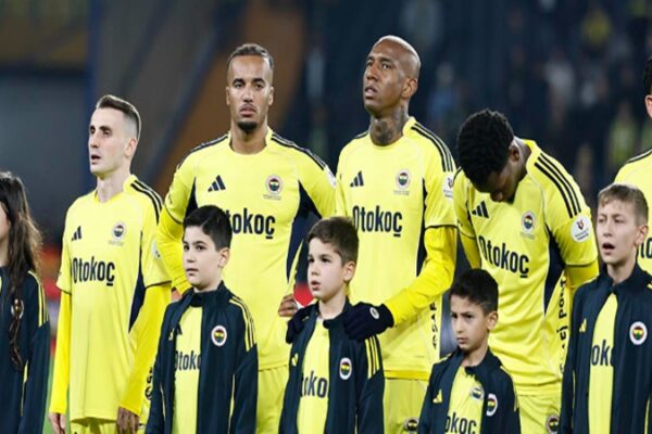 Fenerbahçe, UEFA Avrupa Ligi’nde Aston Villa’yı Konuk Ediyor