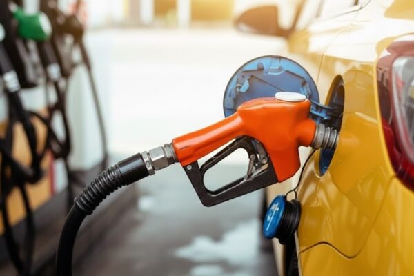 Pompa Fiyatları Değişecek: Benzine Yeni Zam Yolda