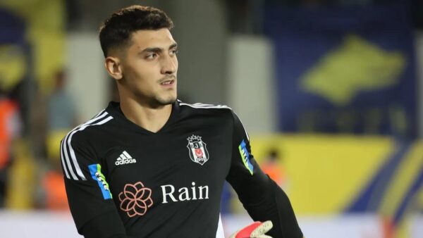 Emre Bilgin, Oyuncu Türkü Su Demirel ile Görüntülendi