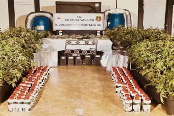 23 İlde 6 Milyon Uyuşturucu Hap Ele Geçirildi