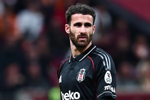 Antalya Kamp Kadrosuna Katılma Talebi Rafa Silva’dan