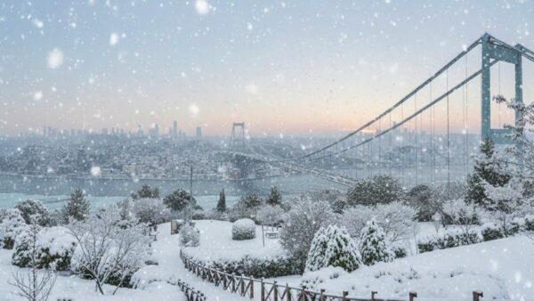 Uzman İsim Açıkladı: İstanbul'da Kar Yağışı Devam Edecek Mi?
