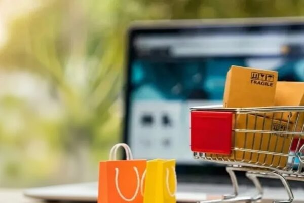 Yurt Dışı Alışverişte Vergisiz Dönem Sona Eriyor