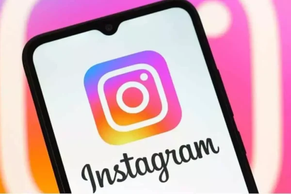 Instagram Plus’la Hikayeler Gizlice İzlenebilecek!