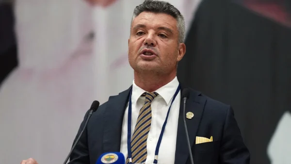 Fenerbahçe Başkanı Sadettin Saran Trafik Kazası Geçirdi!
