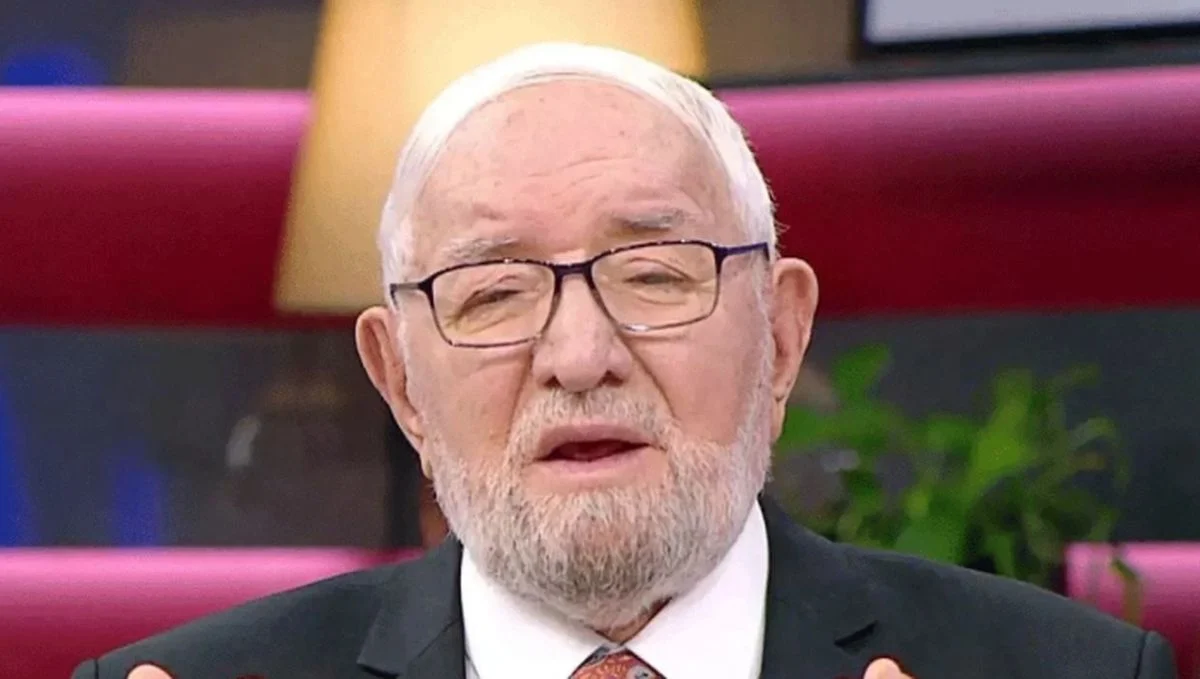 85 Yaşındaki Ünlü İlahiyatçı Evlendi!