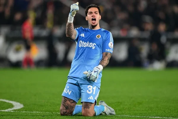 90+8’de Gol Yiyen Fenerbahçeli Ederson’un Menajeri İstanbul’u Çağrıldı!