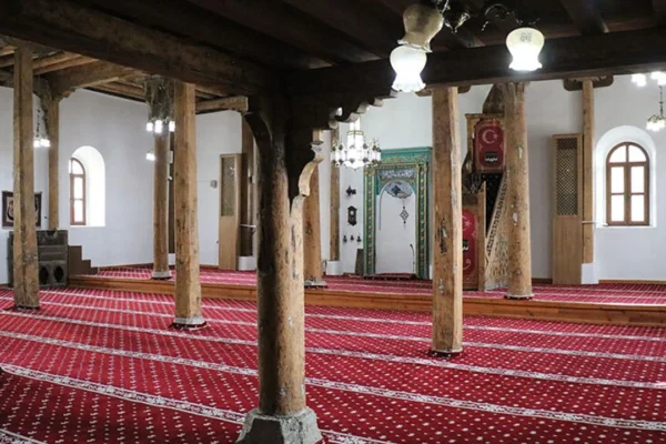 Çivi Kullanılmadan Yapılan Cami Yüzyıllara Direniyor!