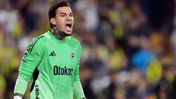 Fenerbahçe’nin Kalecisi Ederson Takımdan Ayrılıyor mu?