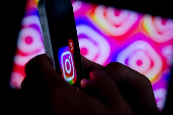 Instagram’dan Sadece Bir Kez Görüntülenebilen Instants Uygulaması!