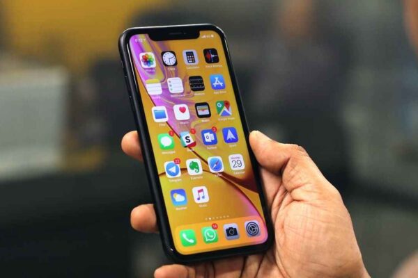 iOS 18 Yüklü Tüm iPhone’lara Önemli Bir Güncelleme Gönderildi!