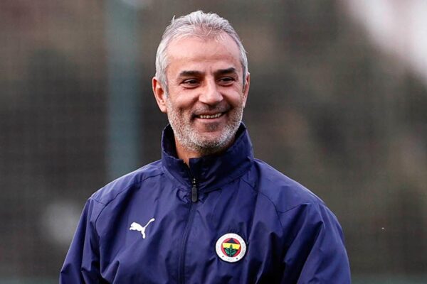 Fenerbahçe taraftarını heyecanlandıran açıklama! İsmail Kartal geri mi dönüyor?