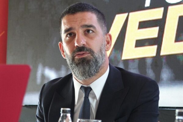 Galatasaray’ın Yeni Teknik Direktörü Arda Turan mı Olacak?