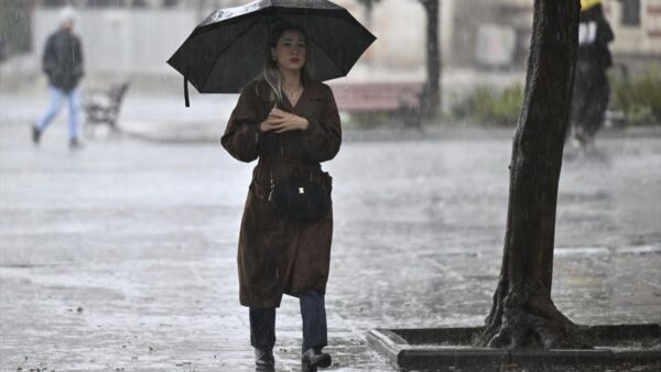 Hafta Sonu Kuvvetli Sağanak Yağış Bekleniyor!