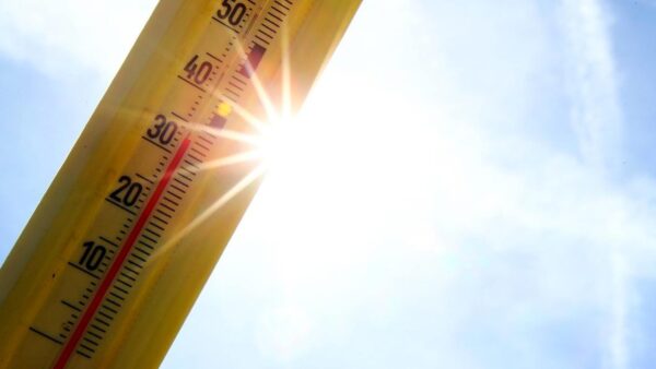 Adana’da Hava Sıcaklığı 35 Dereceye Yükseldi!