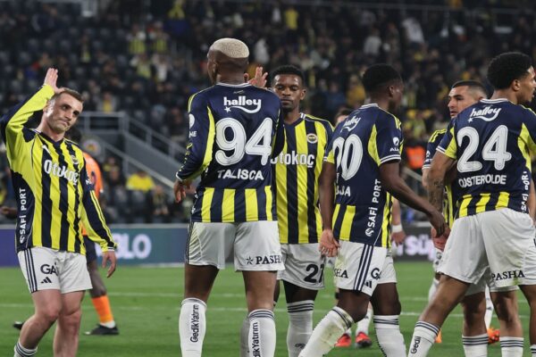Fenerbahçe, Tedesco Sonrası İlk Maçta Galip Geldi