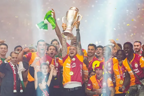 Galatasaray Şampiyonluk Kutlamasında 200 Milyon TL Gelir Elde Etti!