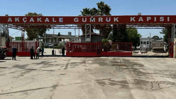Gümrük Kapısı 12 Yıl Sonra Yeniden Açıldı!