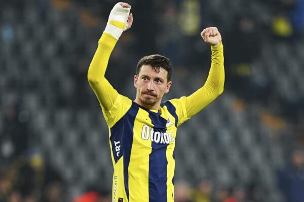 Mert Hakan Yandaş Cezaevi Arkadaşının Düğününe Katıldı!