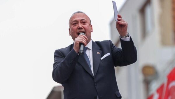 Son Dakika! Uşak Belediye Başkanı CHP’den İhraç Edildi!