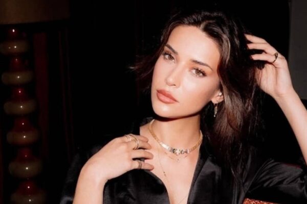 Devrim Özkan Hakkındaki “Sette Koku” İddialarına Yanıt