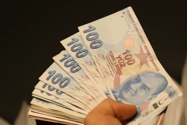 Çalışma Bakanlığı borcu olanlar için faiz oranını düşürdü