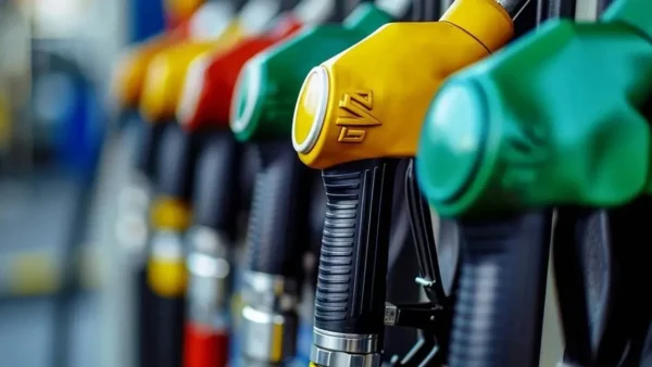Benzin ve Motorine İndirim Var mı? Akaryakıta İndirim Gelecek mi? Tarih Belli Oldu!