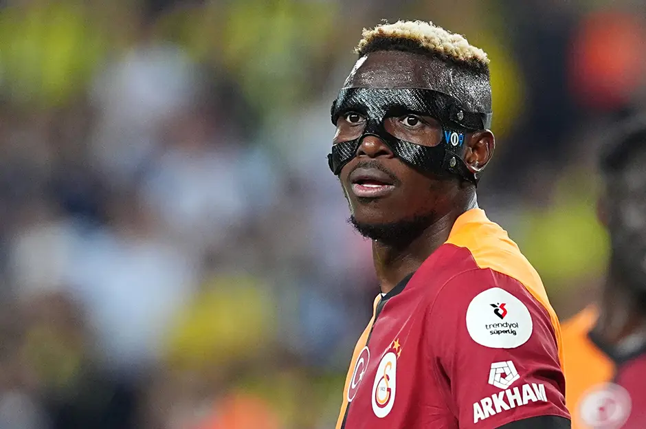 Galatasaray, Osimhen’i almak isteyen Manchester United’tan rekor bonservis istedi
