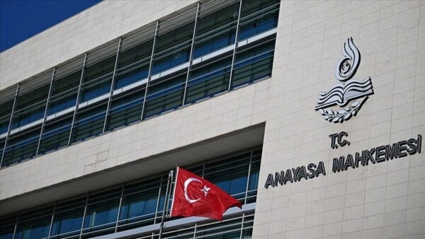  Anayasa Mahkemesi CHP’nin başvurusuna kısmi iptal kararı verdi