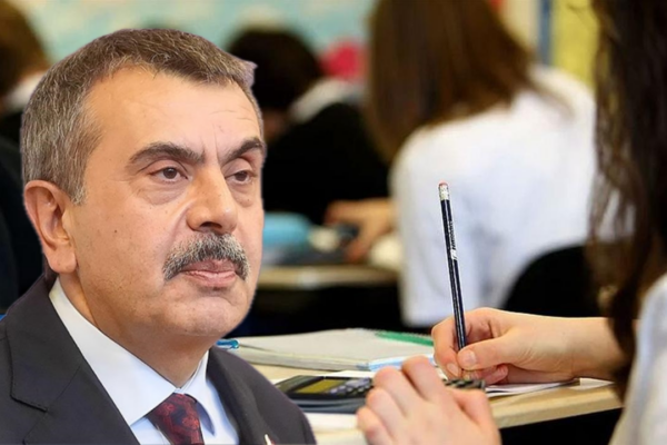 Bakan Tekin Duyurdu: Müfredat ve Ders Kitapları Değişiyor!