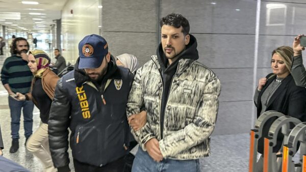 Kerimcan Durmaz Kimdir? Kaç Yaşında? Neden Gözaltına Altındı?