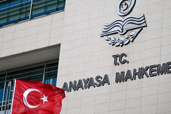 Anayasa Mahkemesi’nden cinsiyet değişikliği kararı