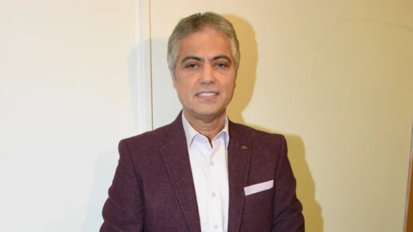 Cengiz Kurtoğlu Trafik Kazası Geçirdi: İşte Sağlık Durumu! Cengiz Kurtoğlu Kimdir?