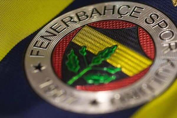 Fenerbahçe’nin yollarını ayıracağı 7 futbolcu belli oldu