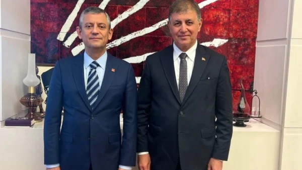 Özgür Özel’den Cemil Tugay’ın CHP’den istifasına yönelik dikkat çeken açıklama