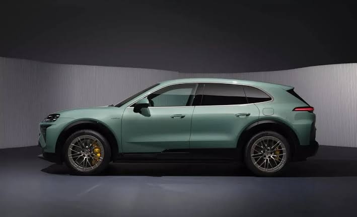 Elektrikli Porsche Cayenne Türkiye fiyatı belli oldu! İşte menzil ve teknik özellikler