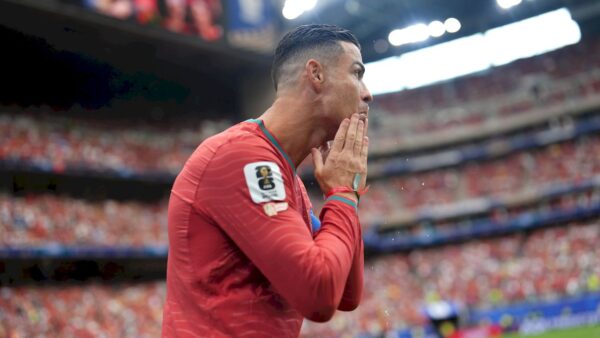 Portekiz golleri kim attı? Portekiz Özbekistan maçında Ronaldo gol attı mı? İlk yarıda gol şov!