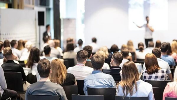 Bakanlıktan son dakika kararı: Öğretmen seminerleri online mı olacak, yüz yüze mi?