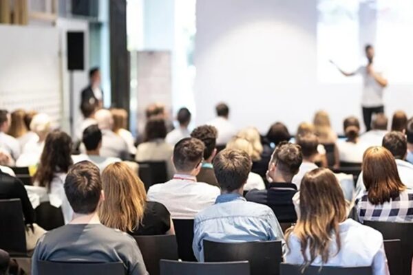 Bakanlıktan son dakika kararı: Öğretmen seminerleri online mı olacak, yüz yüze mi?