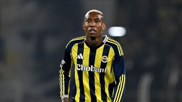 Vedat Muriqi ve Kante sonrası Talisca’da sakatlandı