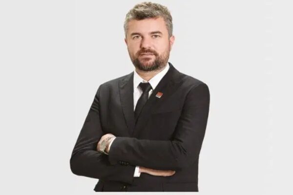 Buca Belediye Başkanı Görkem Duman Görevden Uzaklaştırıldı