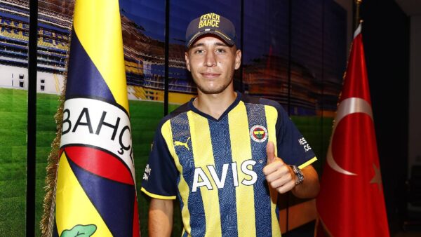 Fenerbahçe’den ayrılan Emre Mor’un yeni rotası belli oldu
