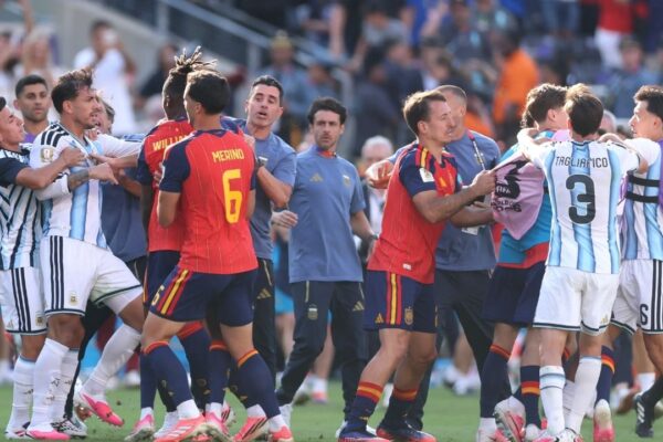FIFA, Dünya Kupası finalindeki olaylarla ilgili soruşturma başlattı