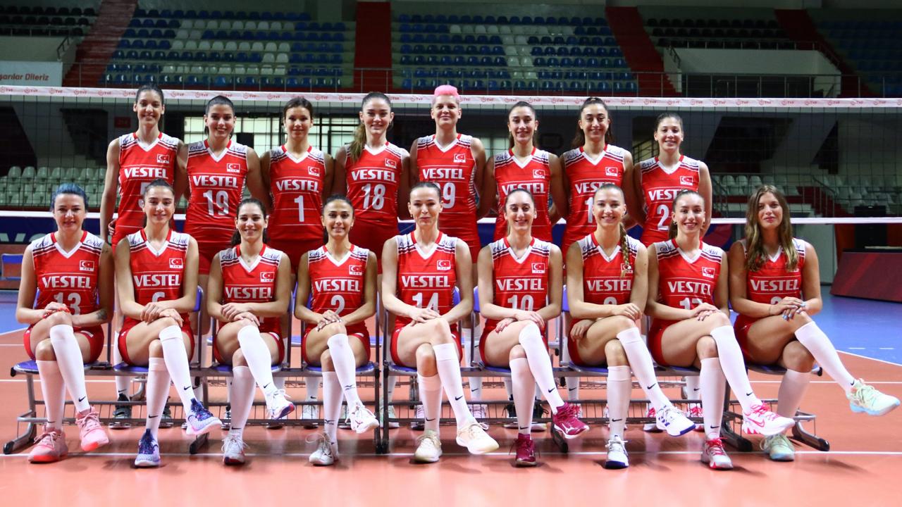 Filenin Sultanları maç takvimi 2026: Türkiye Polonya voleybol maçı zaman, saat kaçta?