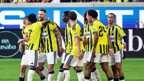 Fenerbahçe – Pogon Szczecin hazırlık maçı hangi kanalda? Saat kaçta başlayacak?