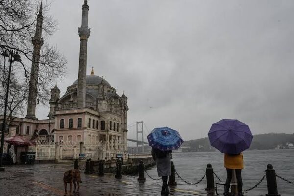 İstanbul hava durumu değişiyor! Sıcaklık 8 derece düşecek